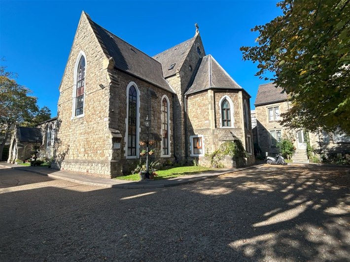 ST JAMES COURT , EDMONTON , N182YJ